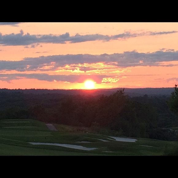 Profile Picture of Julie Diminico (@jdiminuvo) on Poshmark