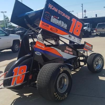Profile Picture of Mike W Laden (@Mwladen18) on Twitter