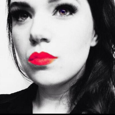 Profile Picture of Catherine Logan (@LaMlleCatherine) on Twitter