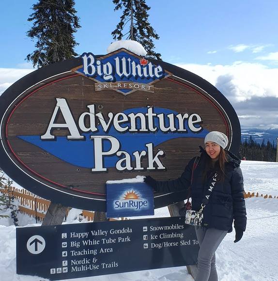 Profile Picture of Ann Basmayor (@annbasmayor) on Poshmark