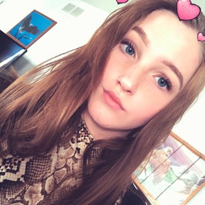 Profile Picture of Kt 🧚🏼‍♀️ 🤩 (@katebarr1418) on Twitter