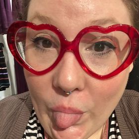 Profile Picture of Anna Baker (@annaxconda) on Pinterest
