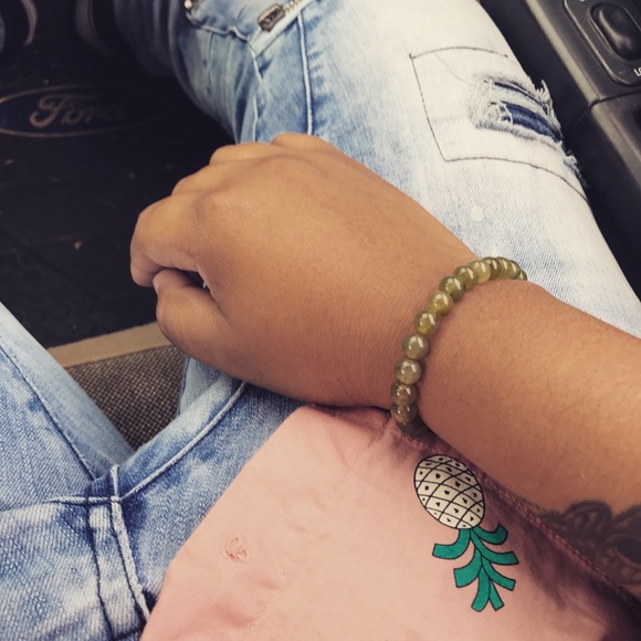 Profile Picture of Christopher Thorpe (@teddyyy999) on Poshmark