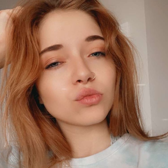 Profile Picture of Mahayla Claiser (@mahayla_claiser) on Poshmark