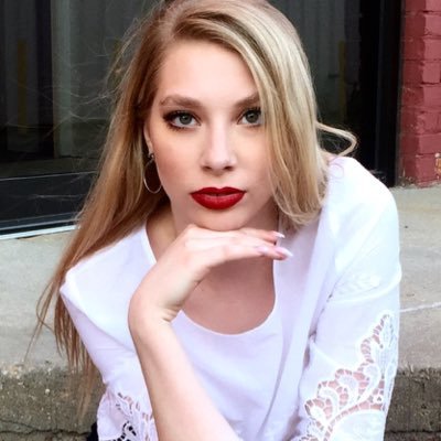 Profile Picture of Claire Hansen (@HansenClaire98) on Twitter