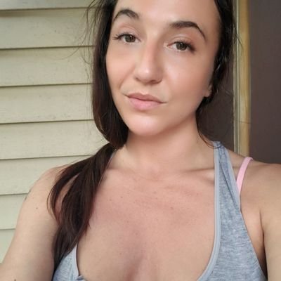 Profile Picture of Selina Kyle's Friend (@SelinaKylesBFF) on Twitter