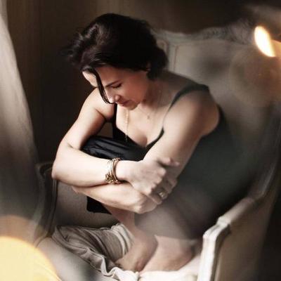 Profile Picture of Nikki Gregoroff (@NikkiGregoroff) on Twitter