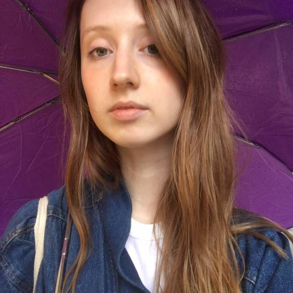 Profile Picture of Rachel Manning (@newyorkgazelle) on Poshmark