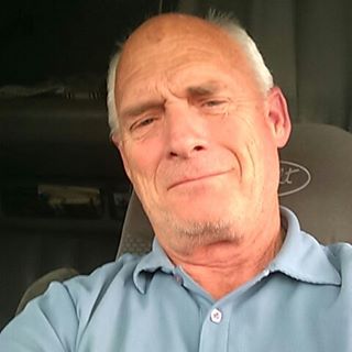 Profile Picture of Lynn Cluff (@Lynn-Cluff) on Facebook