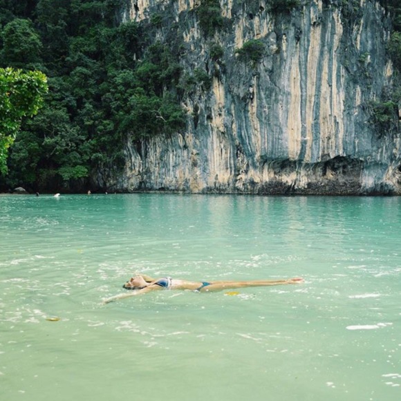 Annie Ledoux - Poshmark Profile Picture of Annie Ledoux (@chocopie18) on Poshmark