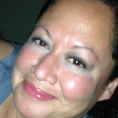 Profile Picture of Catherine Barrera (@40_catherine) on Twitter