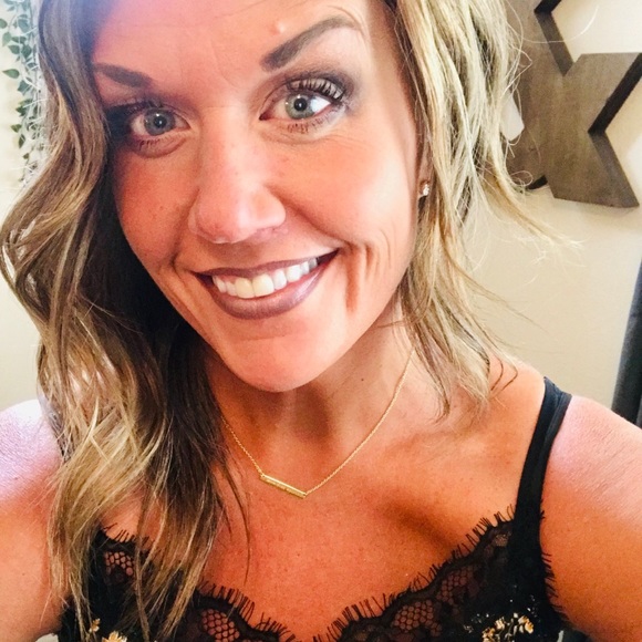 Profile Picture of Shauna Saichompoo (@s_saichompoo) on Poshmark