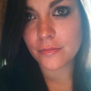 Profile Picture of Ruby Begonia (@JennygGregory) on Twitter
