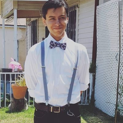 Profile Picture of  ⚡Jacob M Perales ⚡ 💜 💛 (@jmp55576) on Twitter