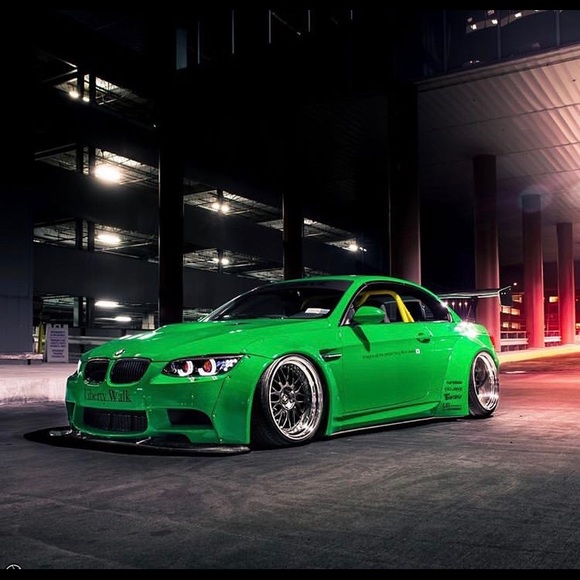 Frankie Niffang - Poshmark Profile Picture of Frankie Niffang (@fniffang) on Poshmark