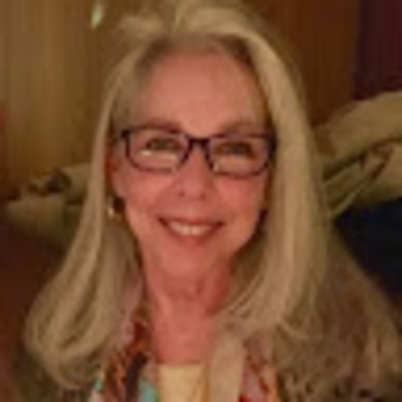 Profile Picture of Pam Kinnebrew (@pamkinnebrew) on Poshmark