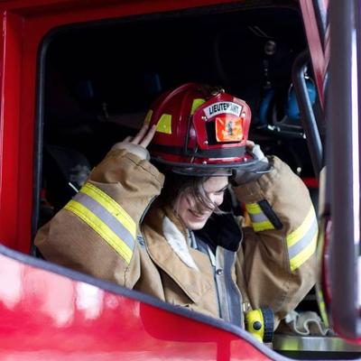 Madeleine Perry - Twitter Profile Picture of Madeleine Perry (@boniwawekox) on Twitter