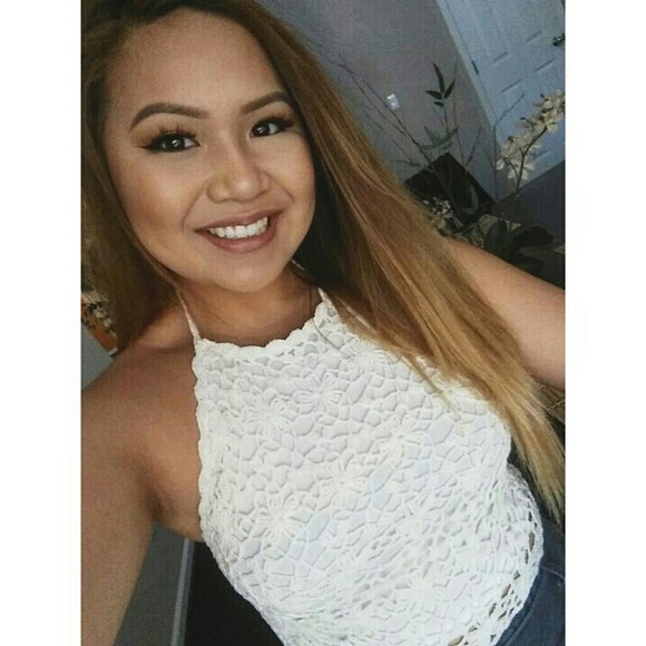 Profile Picture of Samantha Aquino (@samanthamaquino) on Poshmark