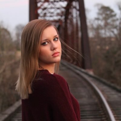 Profile Picture of Jenna (@jenna_cuff) on Twitter