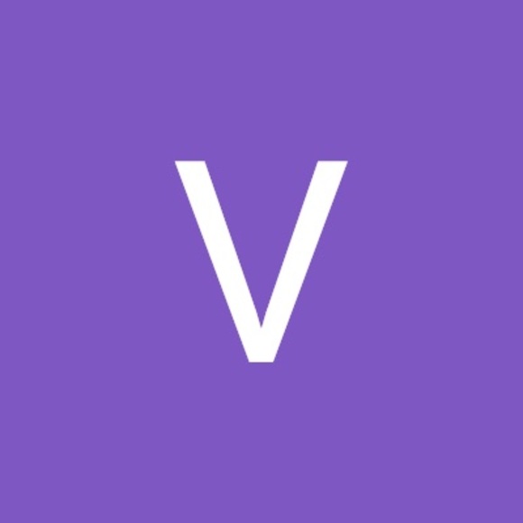 Profile Picture of Victor Lu (@luwei1) on Poshmark
