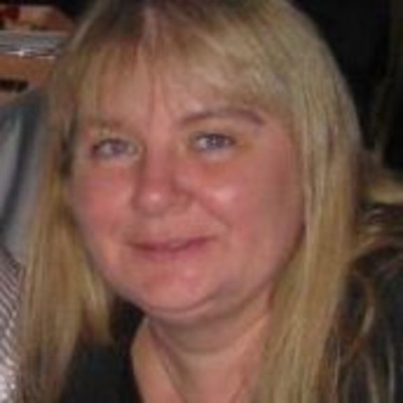 Profile Picture of Kim Spezzano (@kimbermonet) on Poshmark