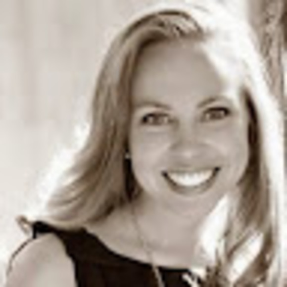 Profile Picture of Casey b. Carlson (@clbc25) on Poshmark