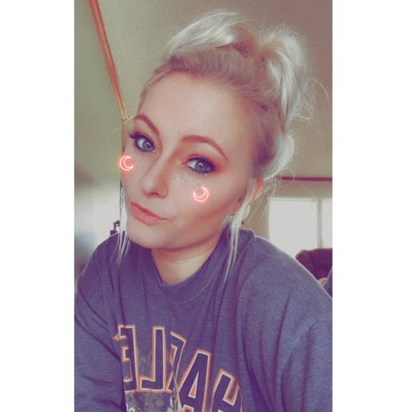 Profile Picture of Christa Bargerhuff (@clb33010) on Poshmark