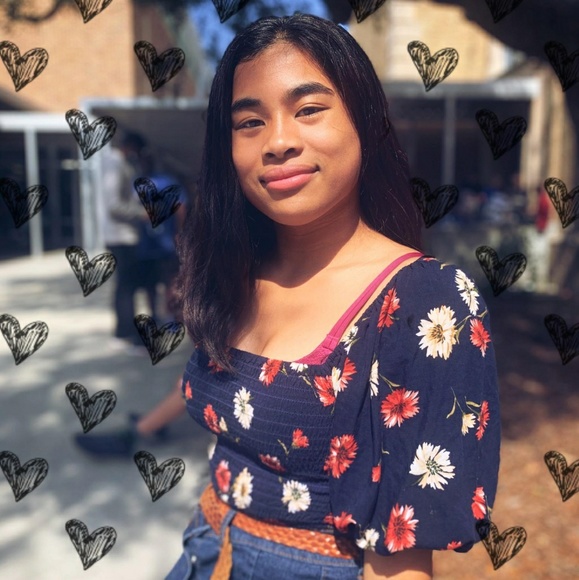 Profile Picture of Princess Mangune (@princessmangune) on Poshmark