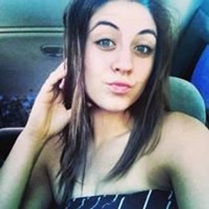 Profile Picture of Amanda Pina (@amanda.sanchez.589) on Myspace
