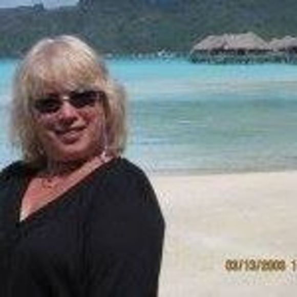 Profile Picture of Paula Kremer (@bocajewel) on Poshmark