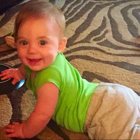 Profile Picture of Debbie Alexander (@dalexander131) on Poshmark