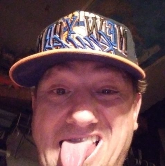 Profile Picture of Brian Harper (@brianharper161) on Poshmark