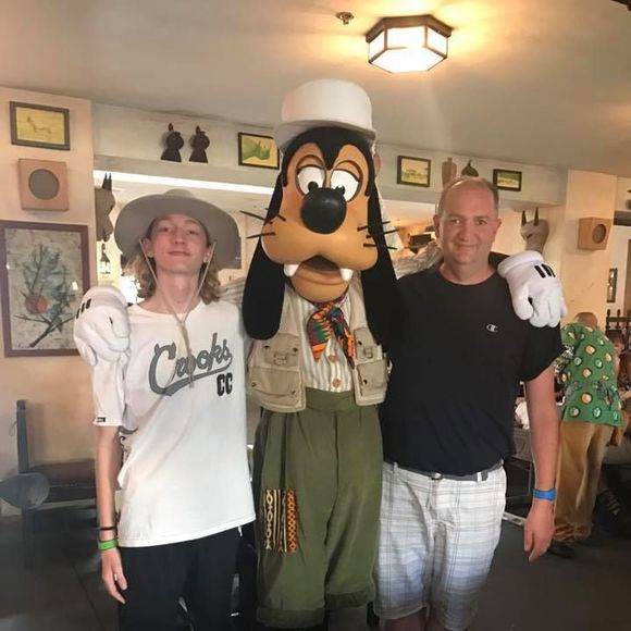 Profile Picture of Michael Mellott (@mjmellott1298) on Poshmark