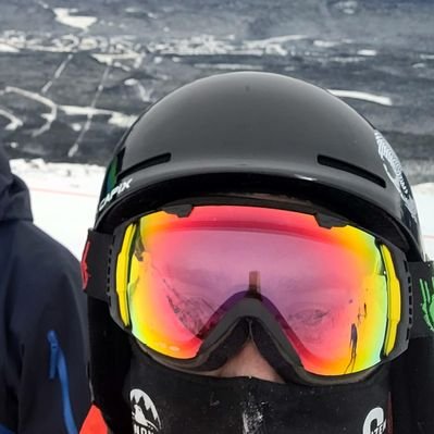 Profile Picture of Matthew Gary (@YYCBoarder) on Twitter