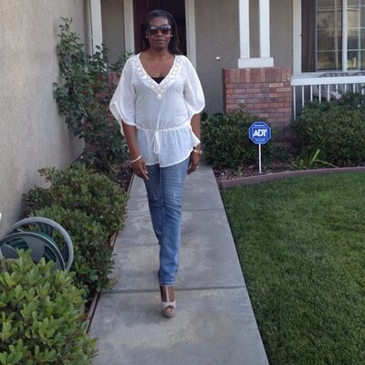 Profile Picture of Paulette Holmes (@Holmes5150) on Twitter