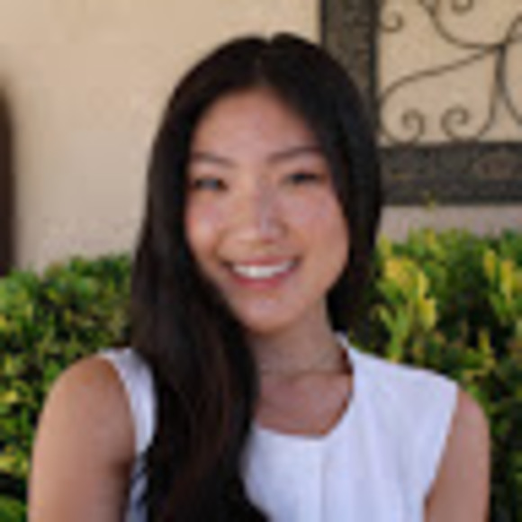 Profile Picture of Jin Yoon (@jinyoon97) on Poshmark