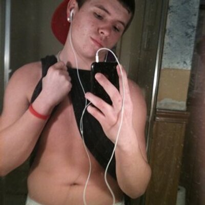 Profile Picture of Devin Alan Massey (@dancerdmassey) on Twitter