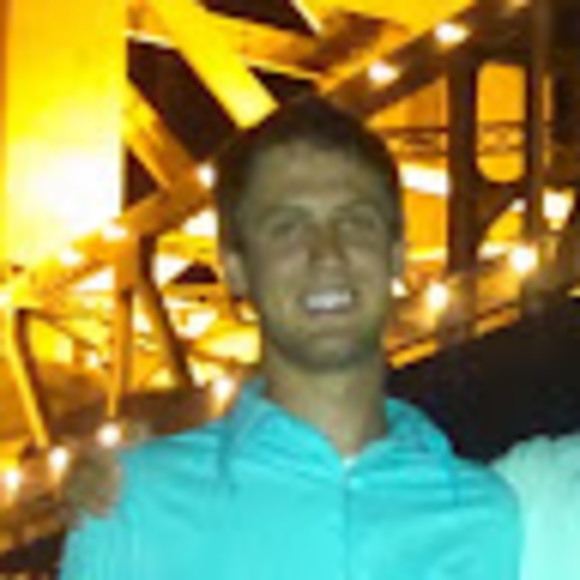 Profile Picture of Levi Heward (@leviheward21) on Poshmark
