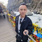 Harry Xia - Facebook Profile Picture of Harry Xia (@jun.xia.3133) on Facebook