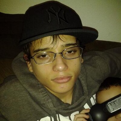 Profile Picture of Jonathan Almodovar (@yoyo25_2016) on Twitter