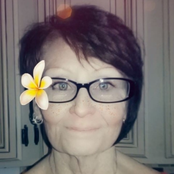 Profile Picture of Karla Jeppesen (@jeppesenkarla) on Poshmark