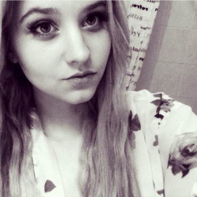 Profile Picture of Ella Jefferson (@ellabellauk2014) on Twitter