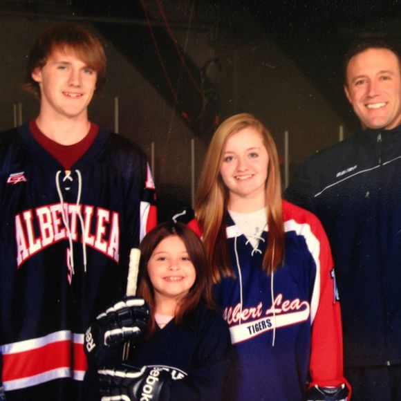 Profile Picture of Paul Willett (@willett99) on Poshmark