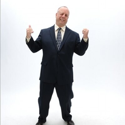 Profile Picture of James Roswell Quinn (@GlobalKeynote) on Twitter