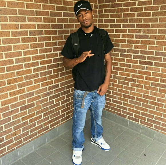 Profile Picture of John Goodall (@bgrambo_517) on Poshmark