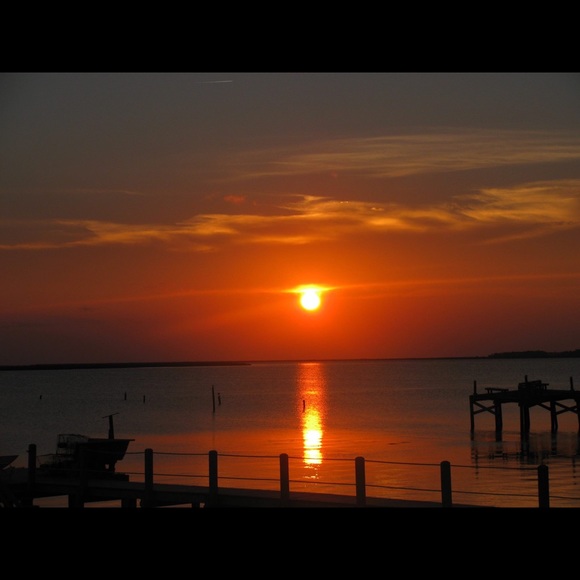 Profile Picture of Stephanie Weakley (@weakley70) on Poshmark