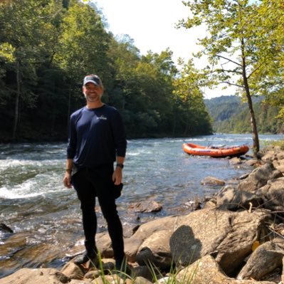 Profile Picture of Richard R. Bechtoldon Twitter