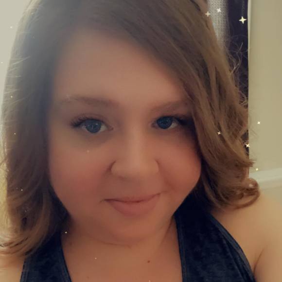 Chelesea Lassiter - Poshmark Profile Picture of Chelesea Lassiter (@cheleseal) on Poshmark