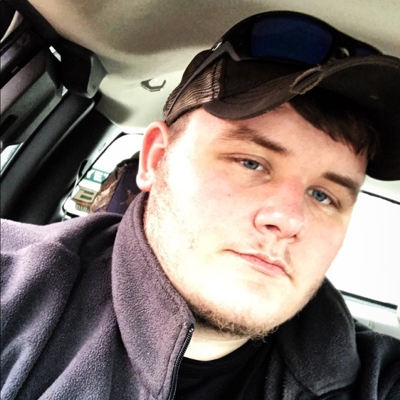 Profile Picture of Jacob Vance (@jakewvu) on Poshmark