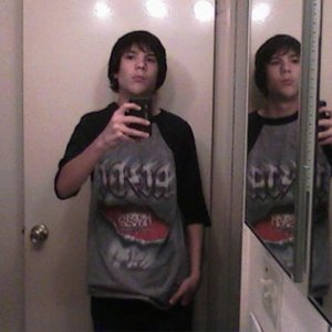 Profile Picture of Austin Alvarez (@fenderaustin) on Myspace